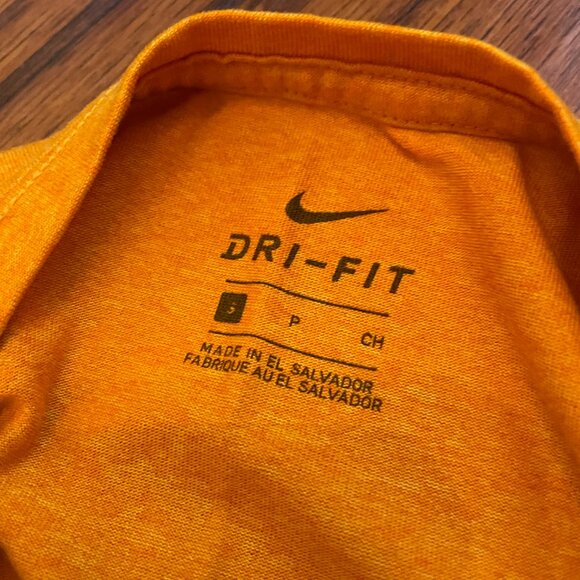 Nike t-shirt bundle - Picture 5 of 7